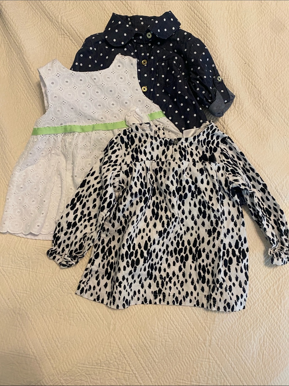 Set of 3 baby girls dress and tops